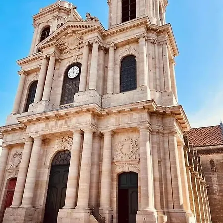 Apartamento La Garçonnière Calme à Proximité De Langres *